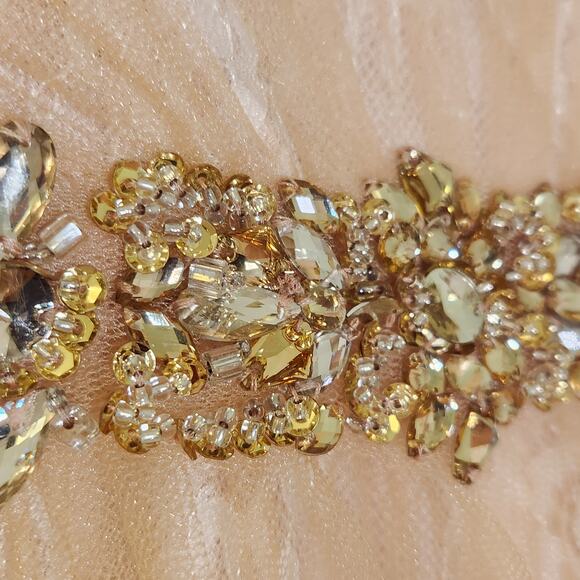 TONI NWOT Sleeveless Pale Yellow Girls Lace Dress with Tulle, Size 8 - Picture 5 of 11